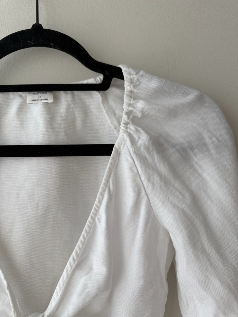 Wilfred Aritzia Henley Tie-Front Linen Blouse - Picture 6 of 9